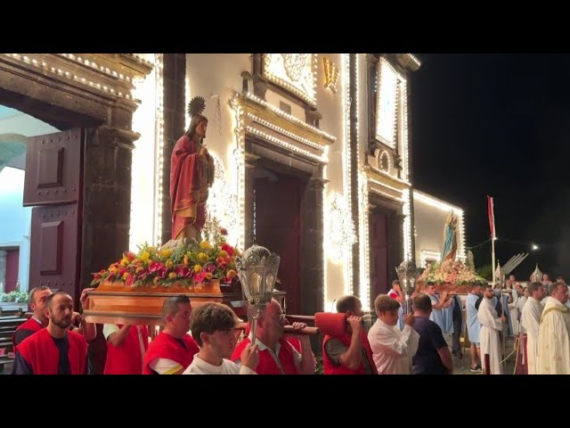 Las-Fiestas-de-Nossa-Senhora-do-Rosario-en-Albufeira-Mar-y-Fe - Hunter Magazine Las Fiestas de Nossa Senhora do Rosário en Albufeira: Mar y Fe