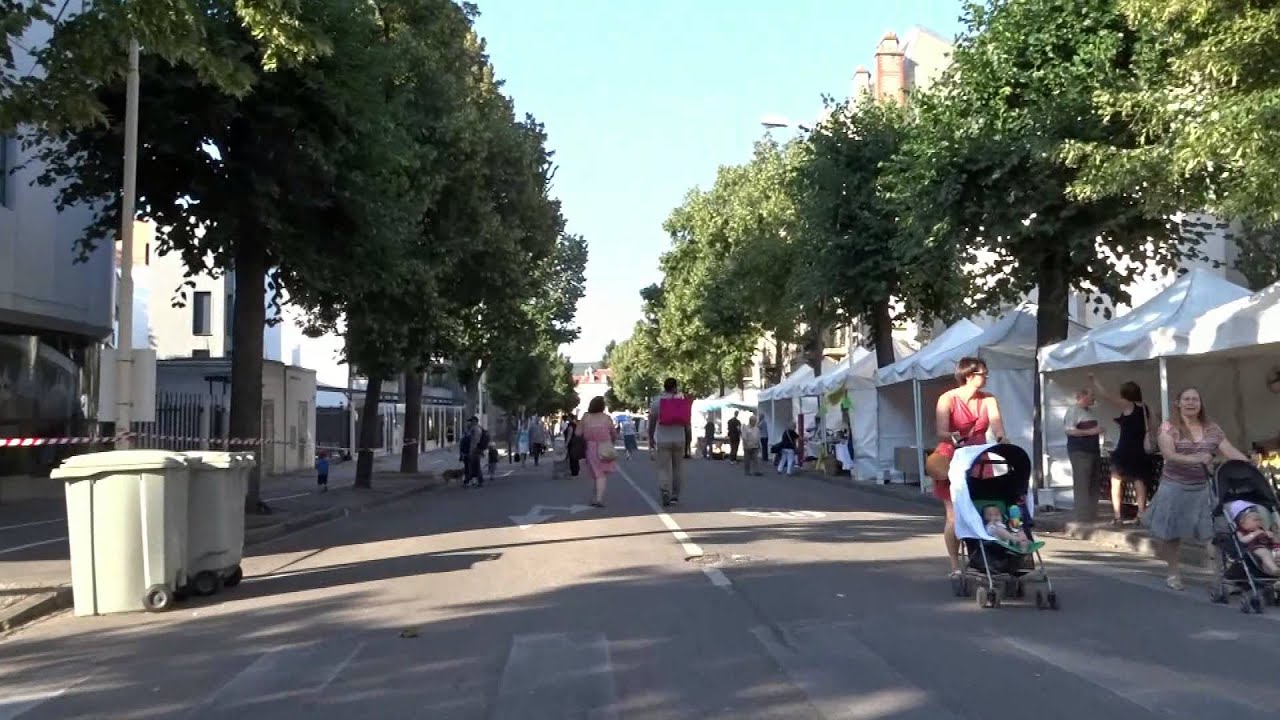 La Fête de la Mirabelle en Metz: Frutas y Tradición en Lorena