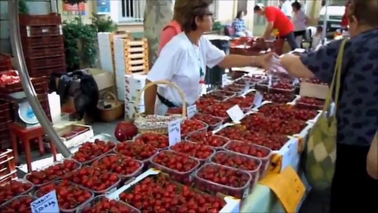 La Fête de la Cerise en Céret: Frutas y Tradición en Pirineos Orientales
